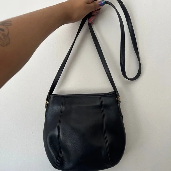 Coach Leather Crossbody Bag - L6D 9990 - Black Leather Vintage Purse - Picture 3 of 8